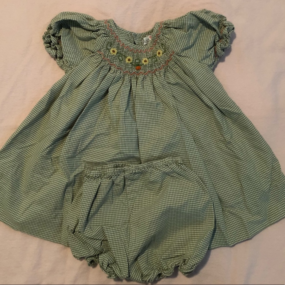 Petit ami fall smocked girl outfit sz 3 mos